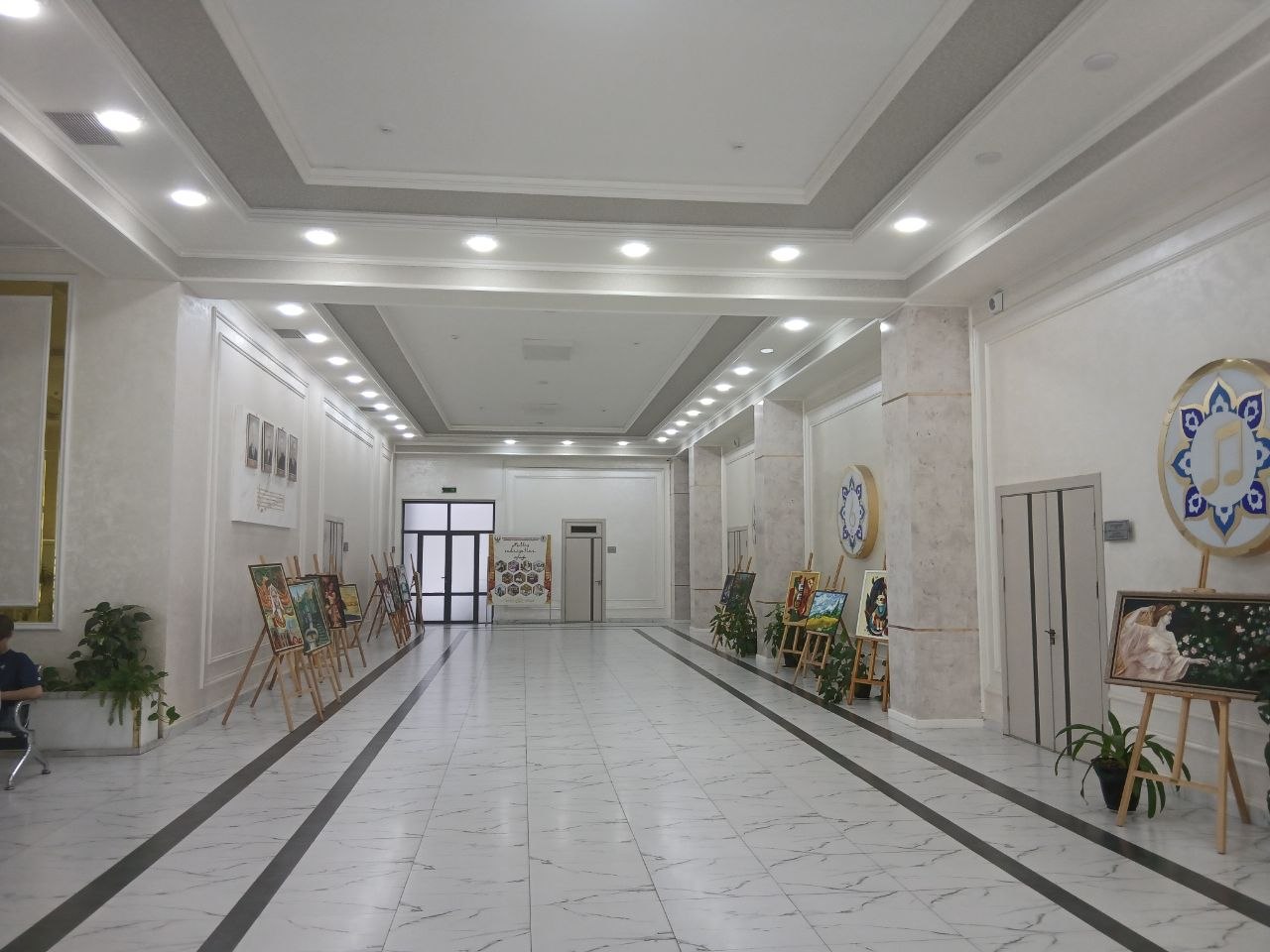 1- BMSM Katta zal
